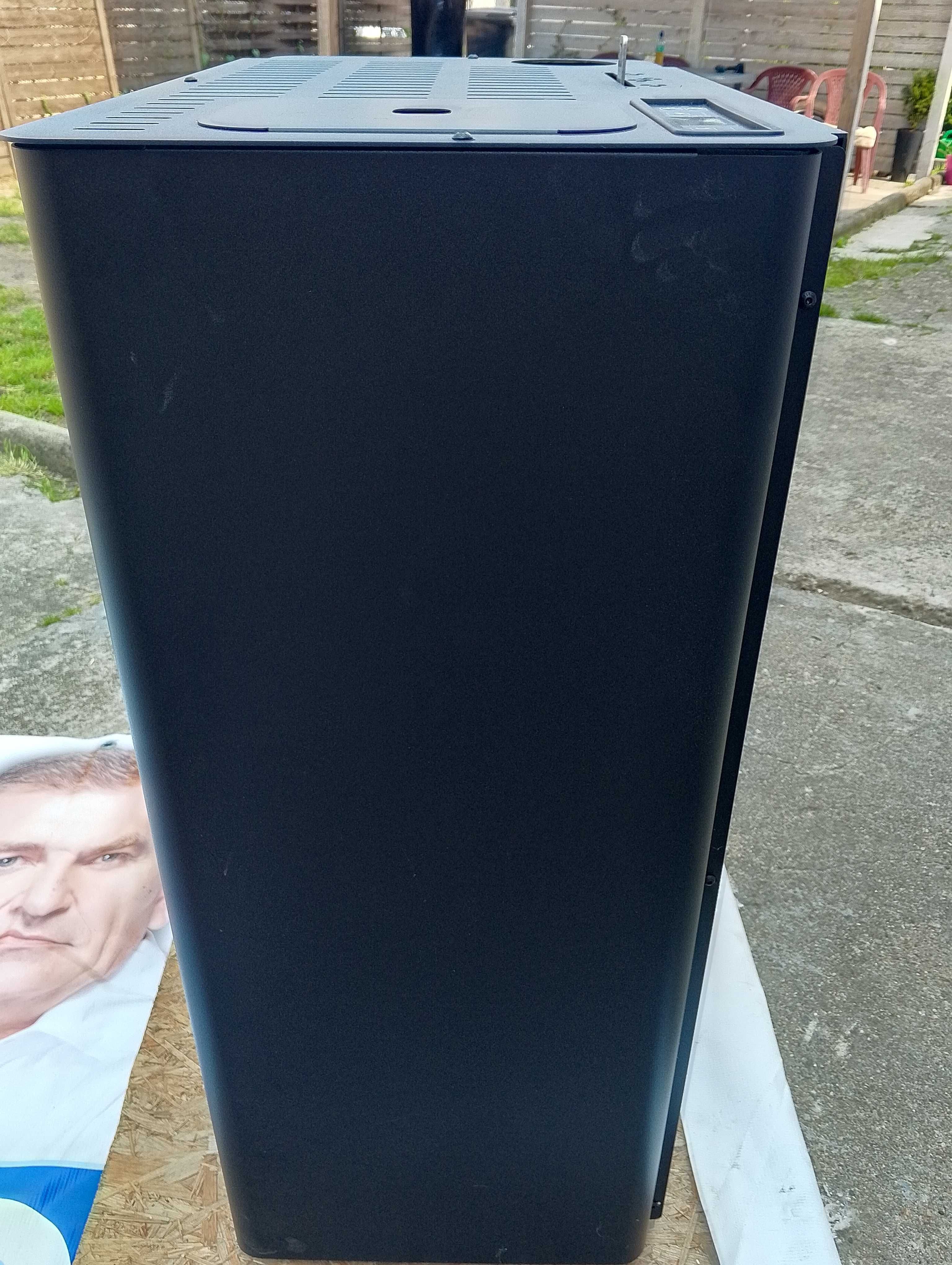 Piec-kominek na pellet Nella new 9kw 3 nadmuchy