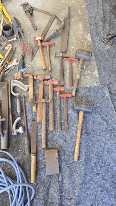 Venda de garagem - Várias Ferramentas