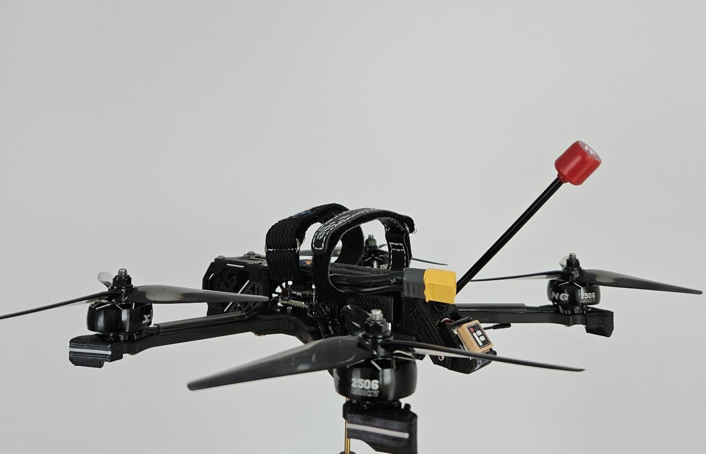 Dron FPV 6" 6S, O3, Crossfire Nano, GPS