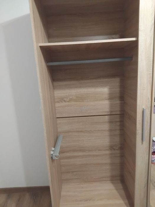 Szafa przesówna,  bardzo pojemna, stan bdb
