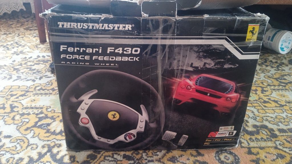 Игровой руль Thrustmaster Ferrari F430