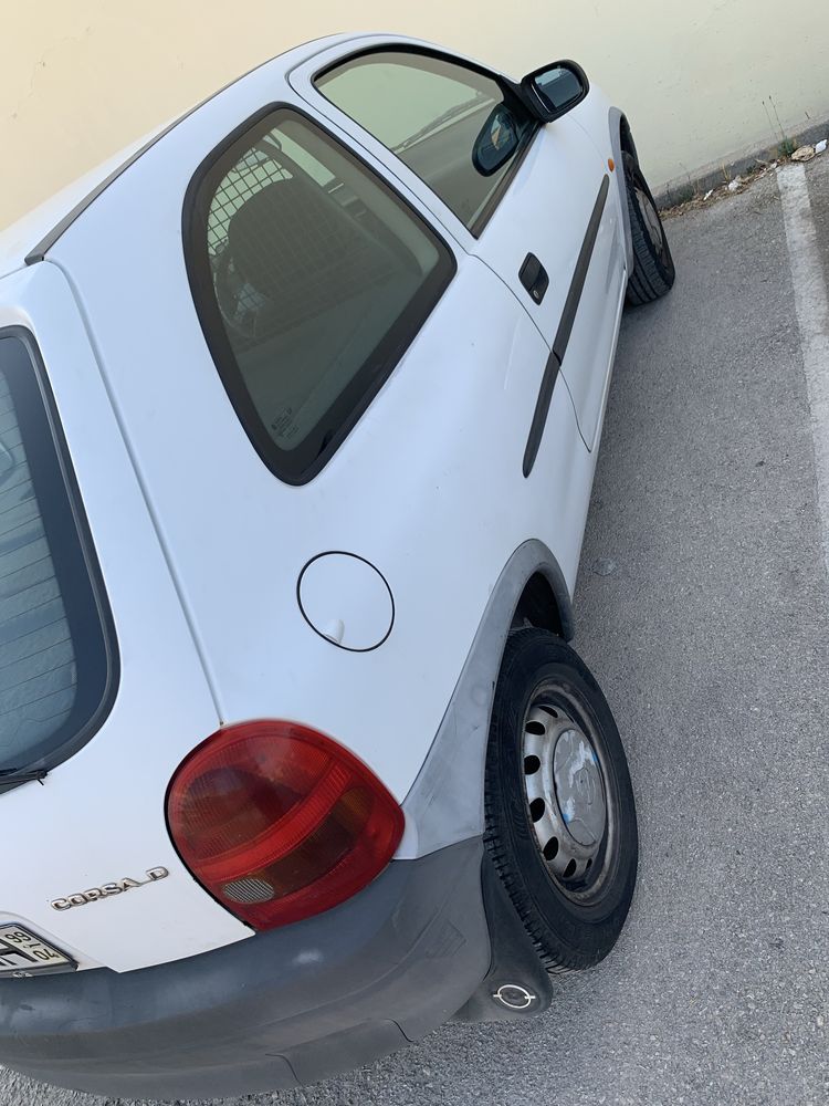 Opel Corsa 1.7 / Motor Isuzu (Diesel / Van)