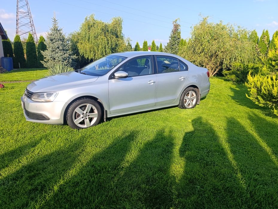 Volkswagen Jetta 1.6 tdi 2013 rok