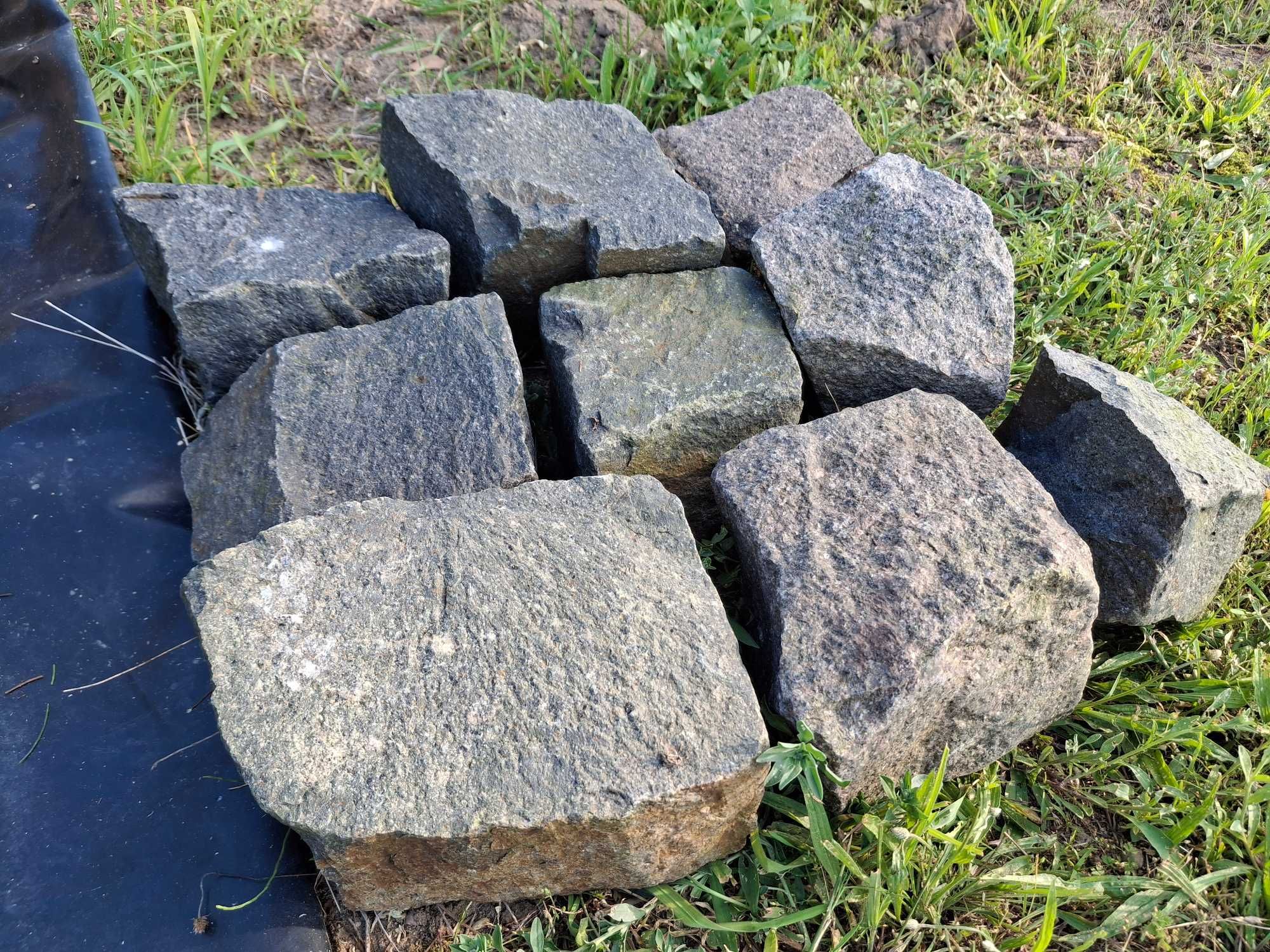 Kostka kamienna brukowa granitowa starobruk