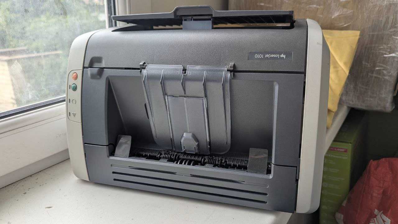 Принтер hp laserjet 1010 робочий
