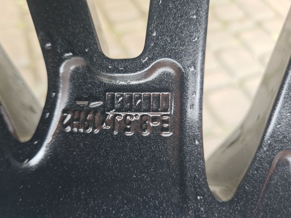 Продам титани в зборі 5/112.r19 оригінал ауді