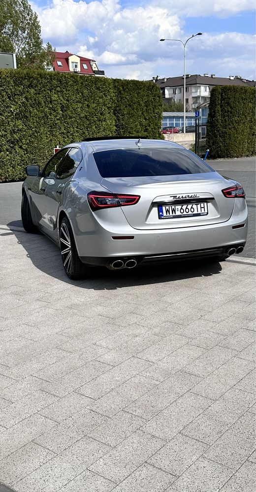 Maserati samochód do ślubu/sesje zdjęciowe