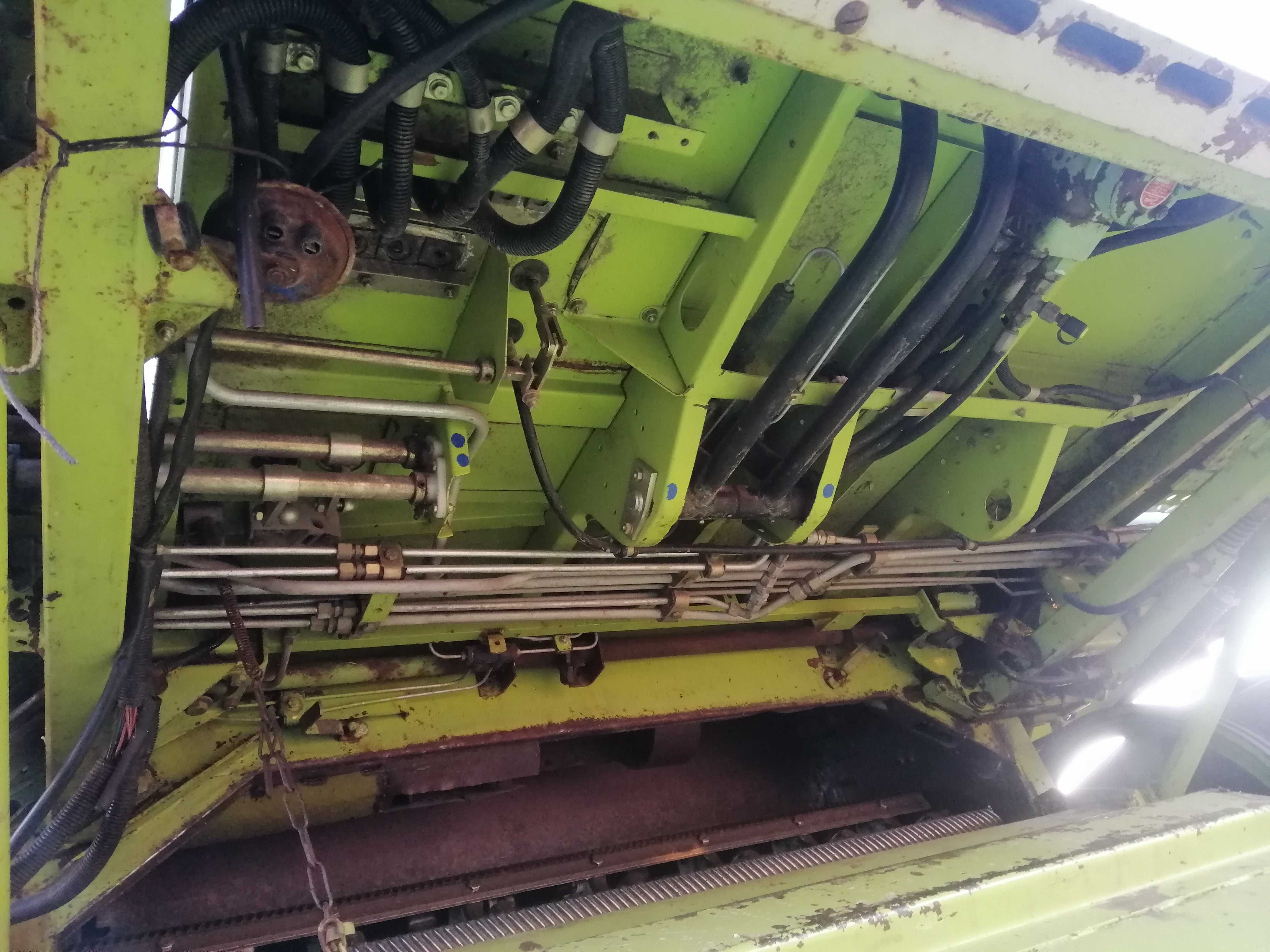 Продам/ Обміняю Claas COMMANDOR 228 CS 1994 року