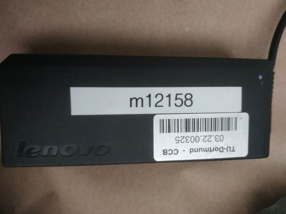 Адаптер(зарядное устройство) Lenovo.
