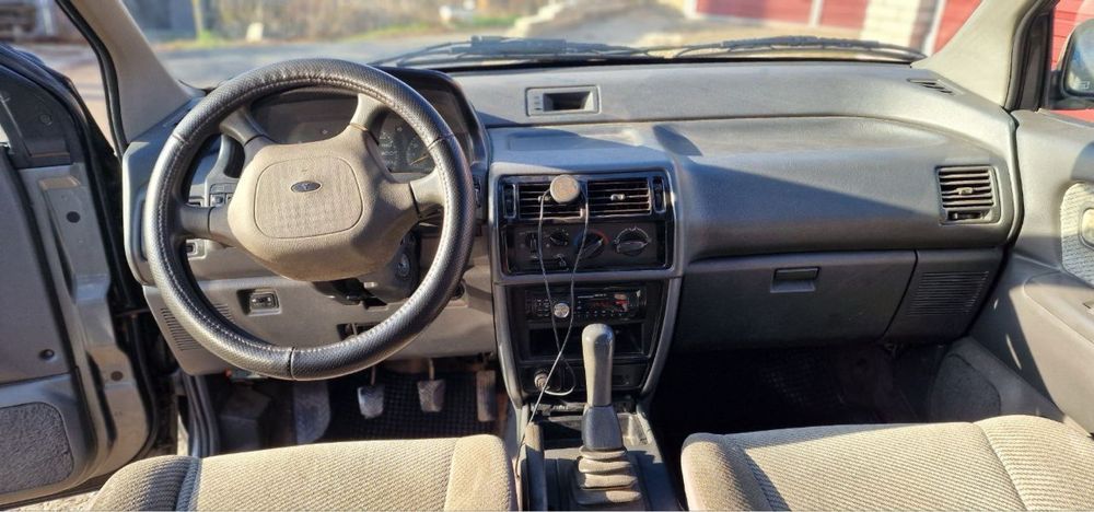 Mitsubishi Space Wagon