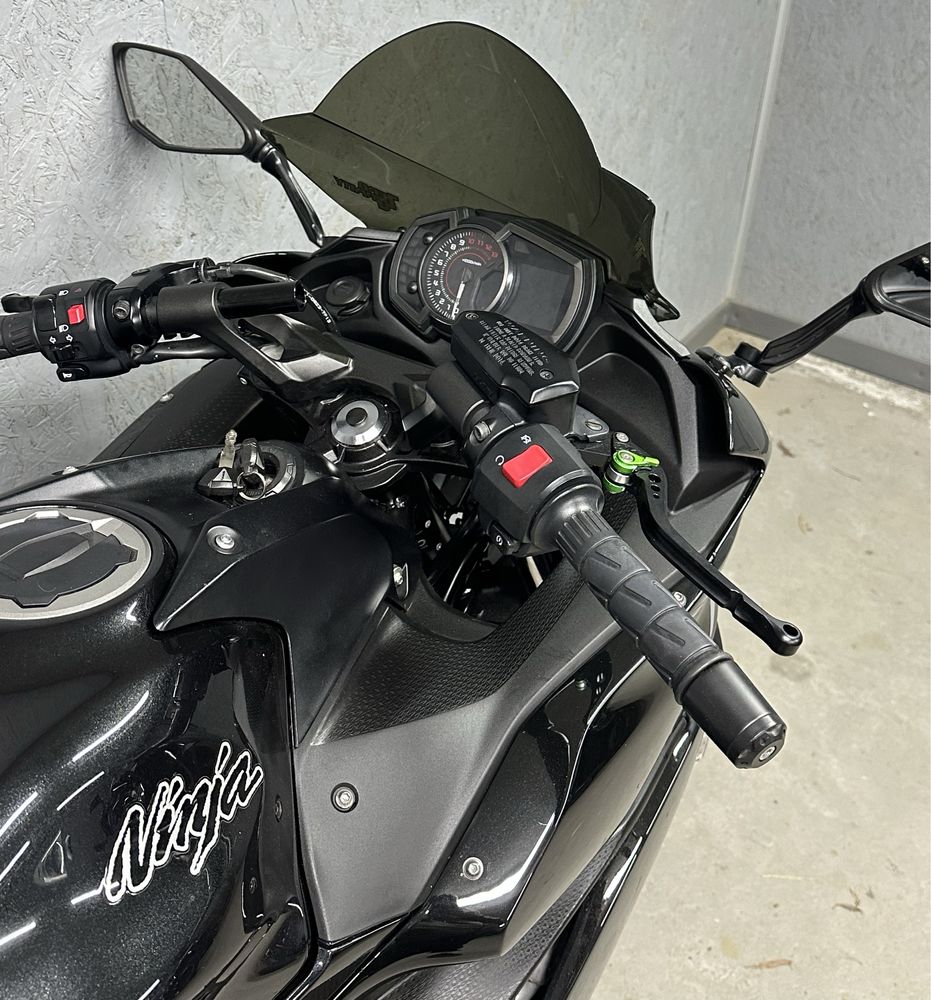 Kawasaki ninja 650 abs