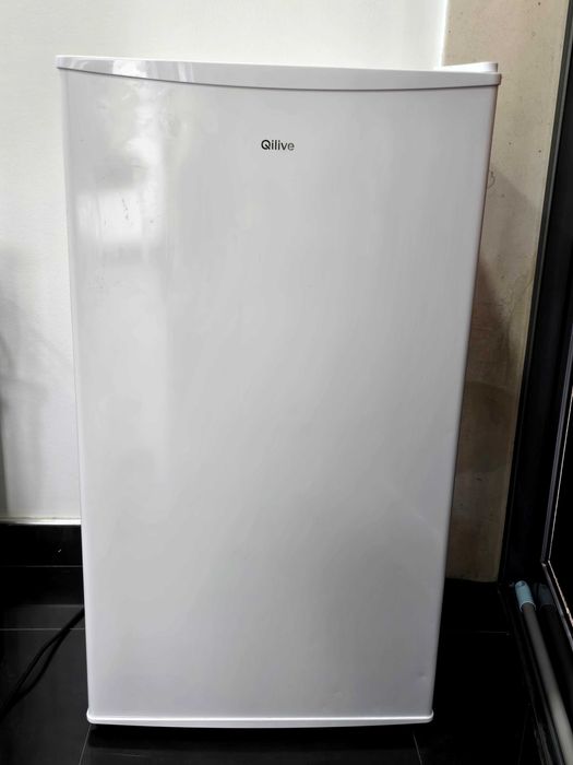 Frigorifico pequeno com pouco uso