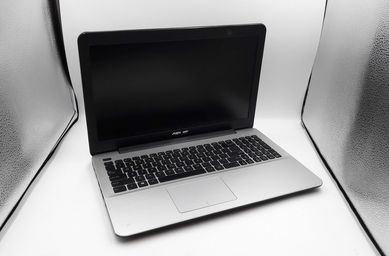 Laptop Asus X555L i5-5200U 4GB HDD 932GB Win10 Używany