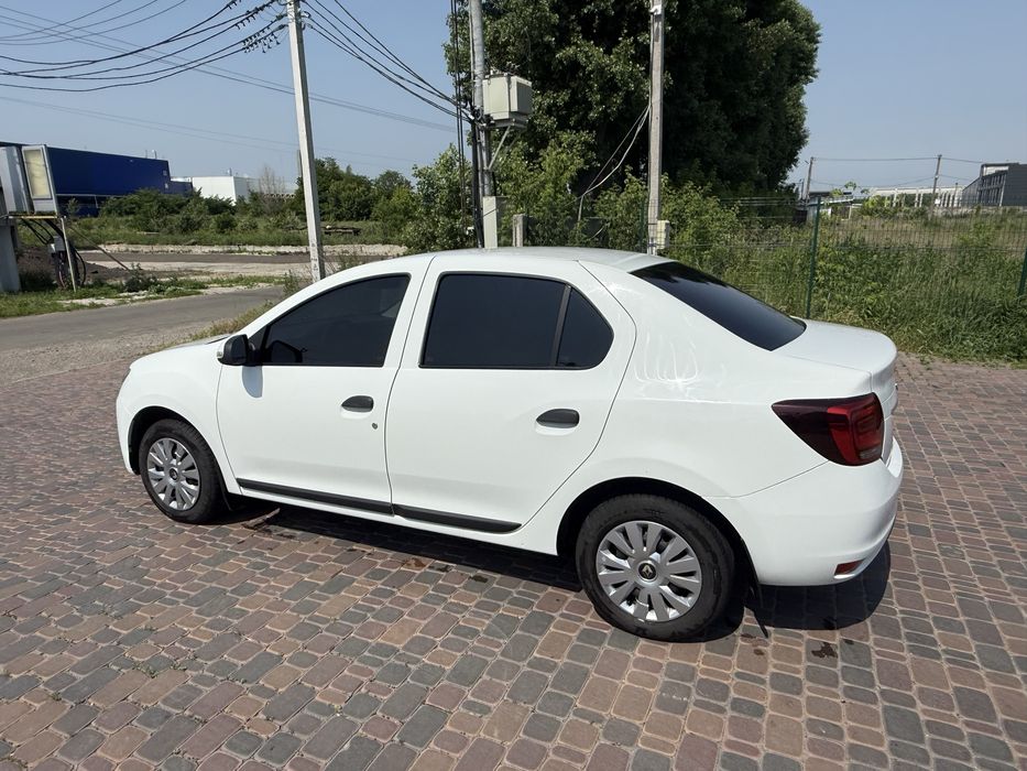 Рено Логан 1.5 2021 г.в.