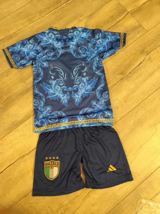 Strój sportowy 116/122