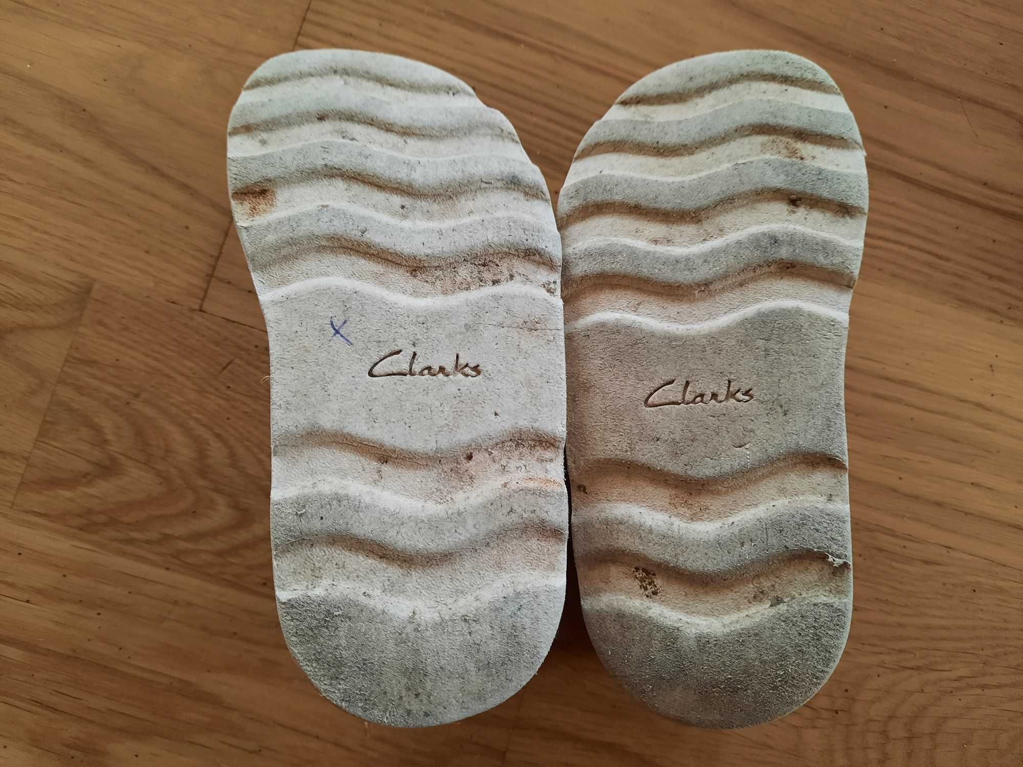 Clarks bordowe buciki dla dziewczynki rozm. 24