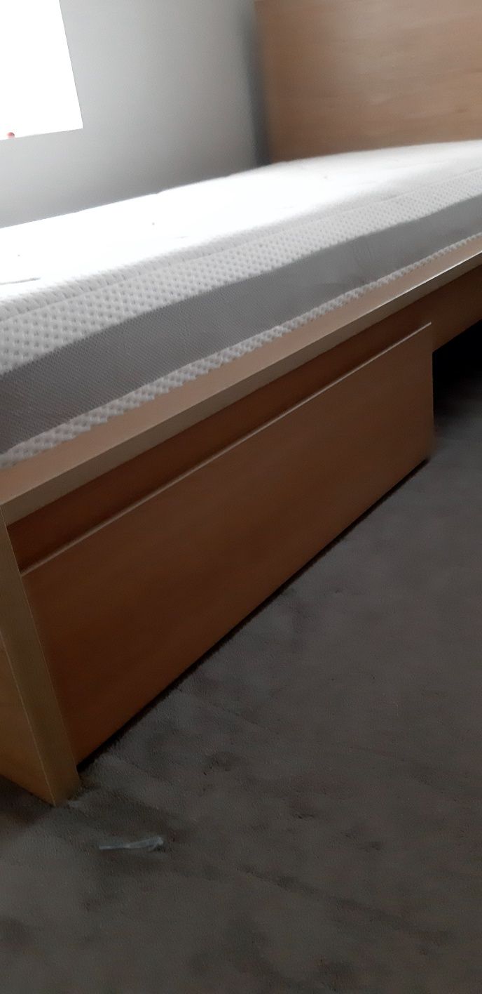 Rama łóżka Malm Ikea