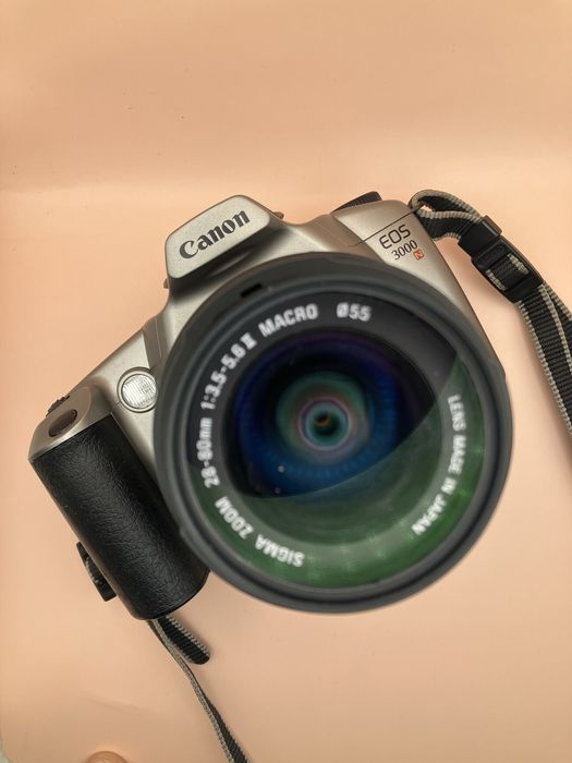 Плівкова камера Canon EOS 3000N