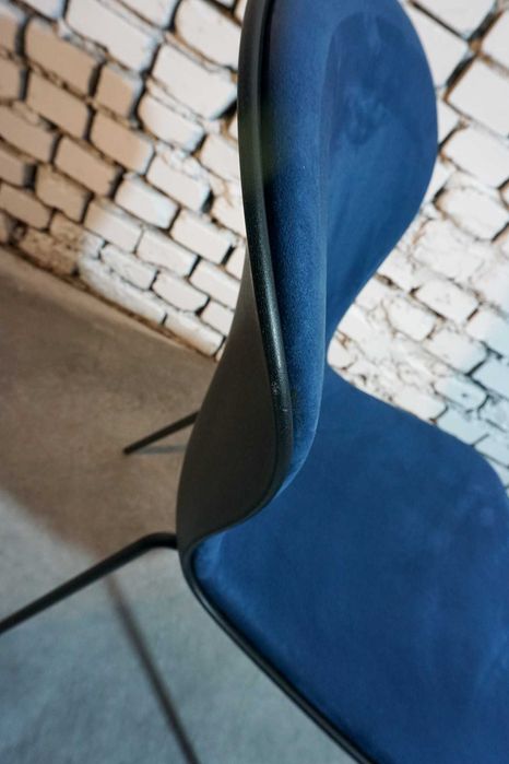 Krzesło BoConcept Adelaide, częściowo tapicerowane