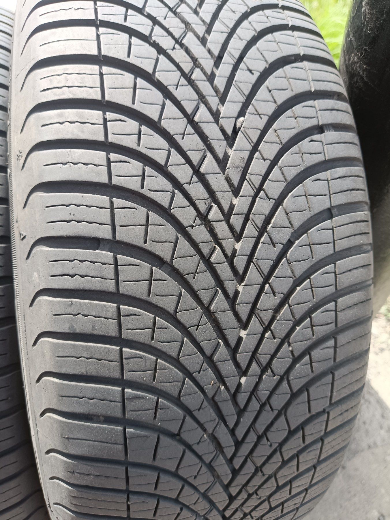 Всесезонні шини Debica 205/55 R16 резина Р16