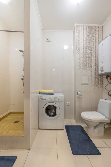 2к квартира в центре возле Майдана, Крещатик 13