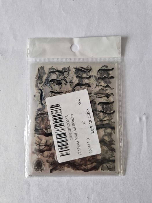 Naklejki na paznokcie, różne wzory, nowe