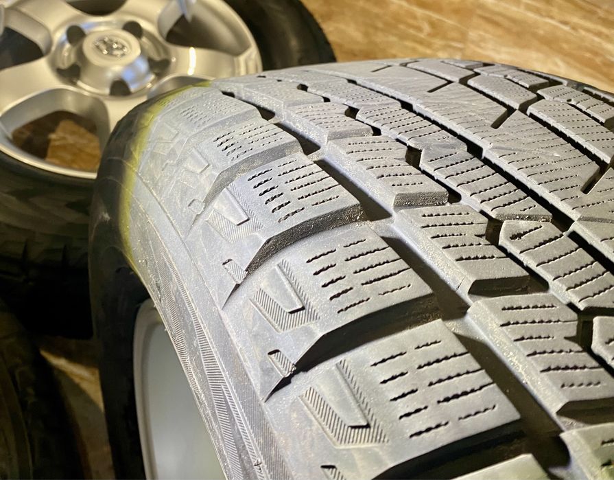 Продам комплект дисков с резиной TOYOTA LAND CRUISER 200 285/60 R18