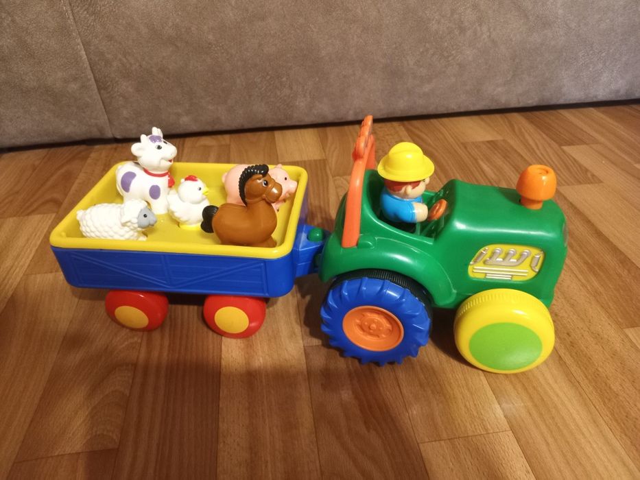 Kiddy smart. Музичний трактор з причепом