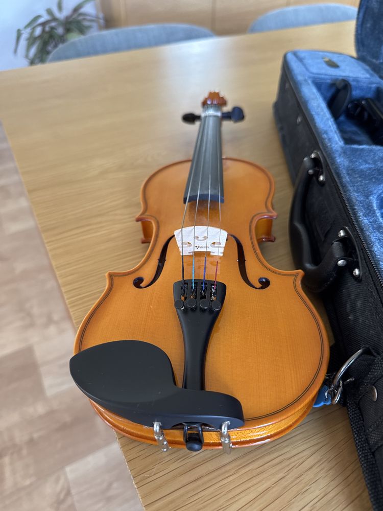 Violino 1/8 execlente estado