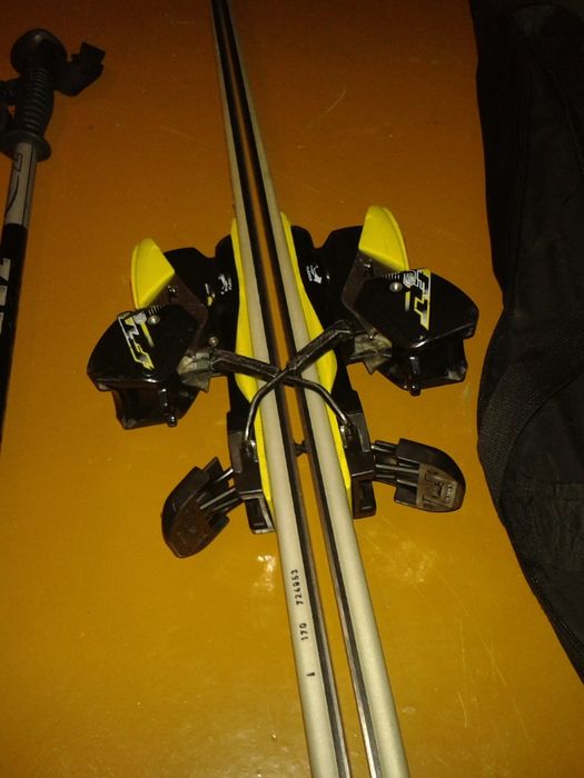 Narty Volky (170 cm) - Titanium