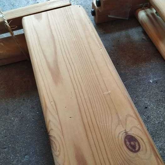 2 camas IKEA de solteiro empilháveis em pinho