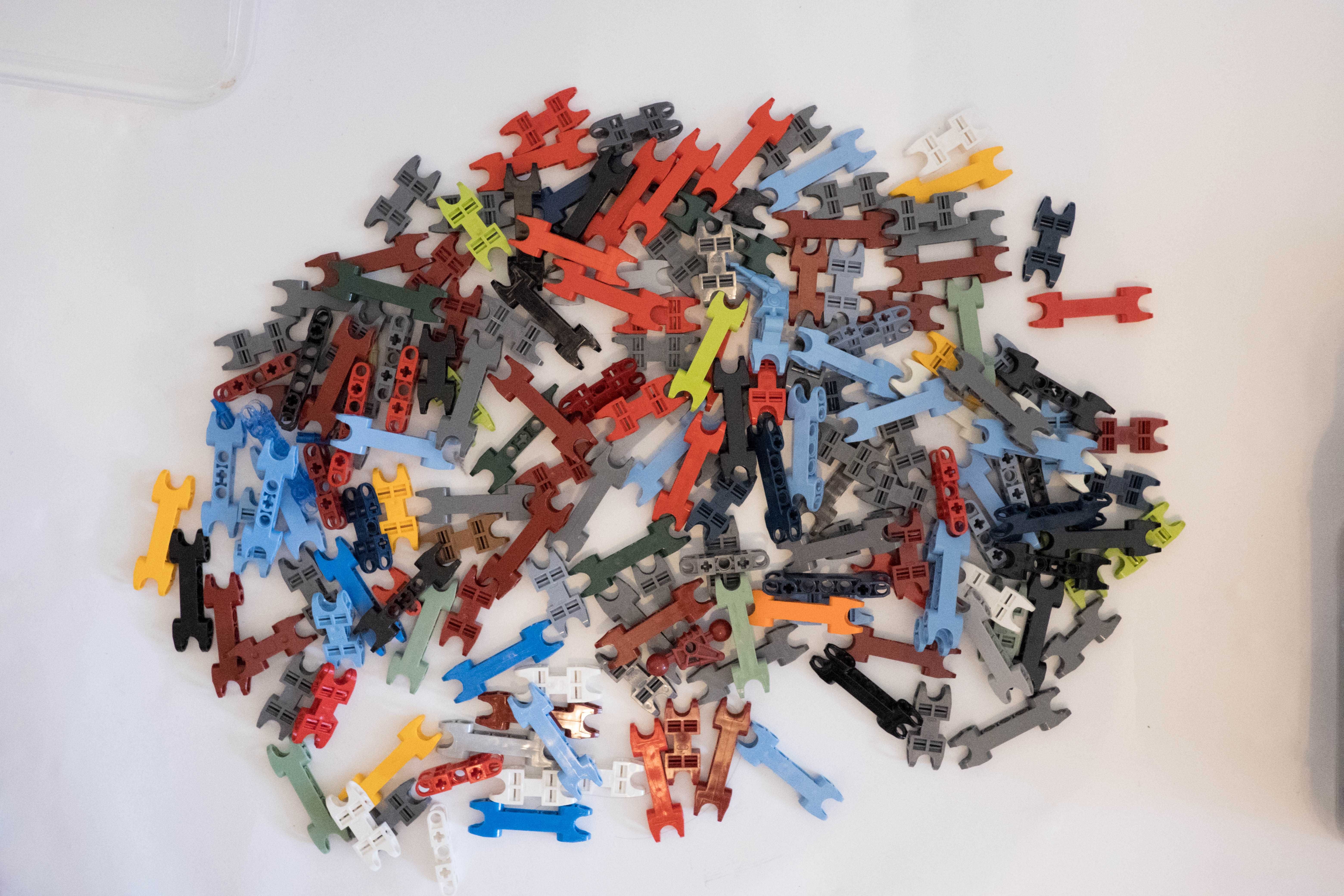 bionicle lego zbroje bronie głowy maski przeguby dłonie 3 kg -16 17 18