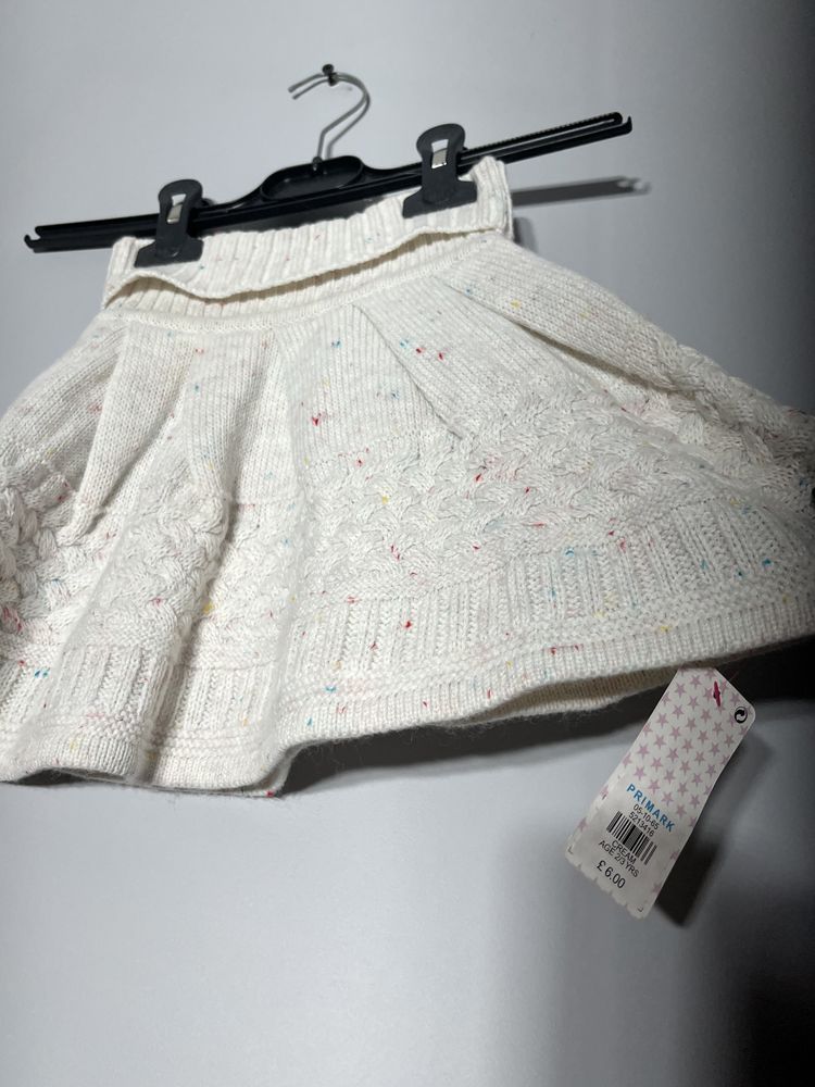 Nowa spódniczka w rozmiarze na 2-3 lata, 98 cm, marki Primark