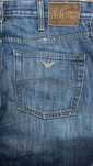 Calças jeans roupa de homem Armani Jeans e Tintim e Milou Aventura