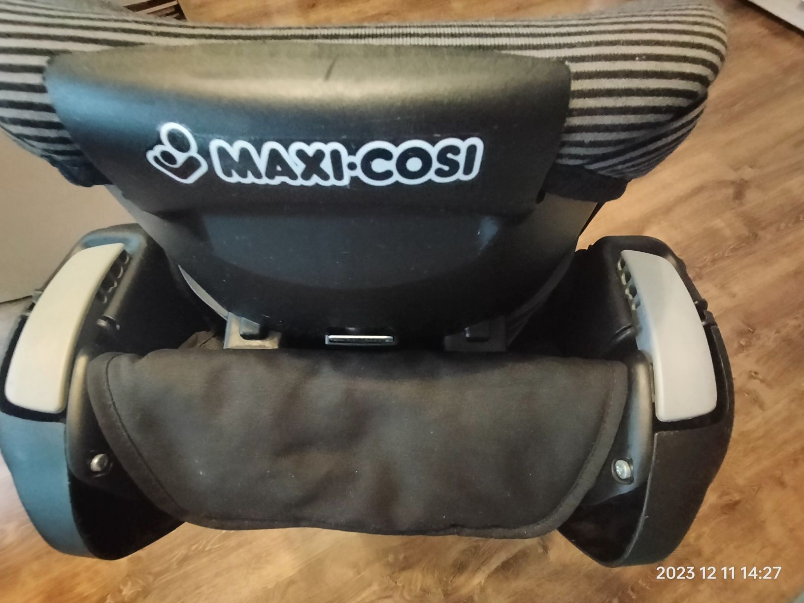 Fotelik MAXI - COSI 9-13 kg