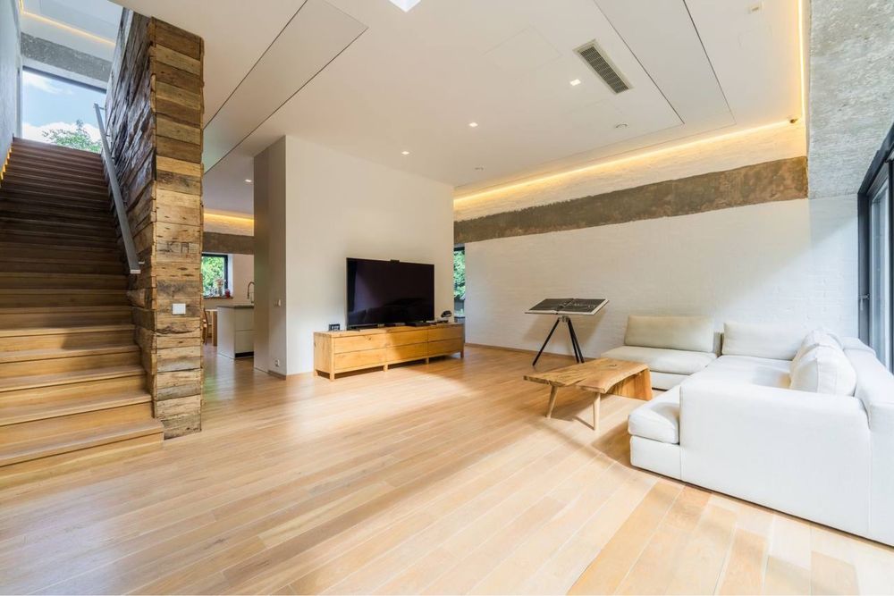 БЕЗ КОМИССИИ/Продажа дизайнерского дома/Нагорная,33