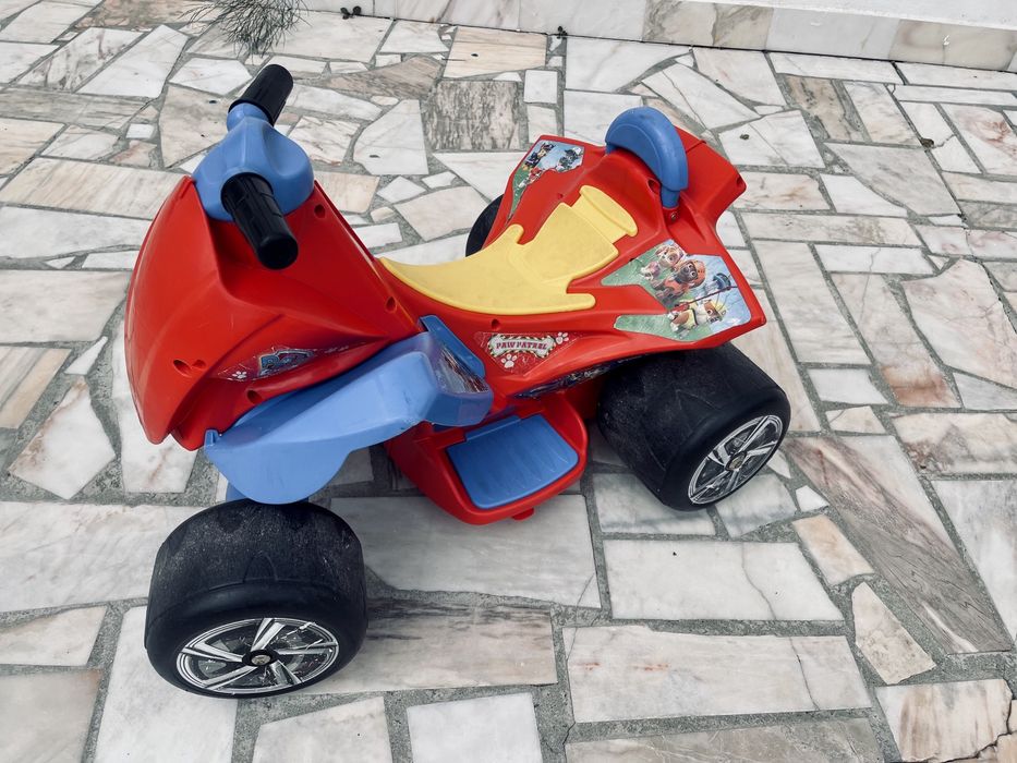 Mota/moto4 elétrica infantil