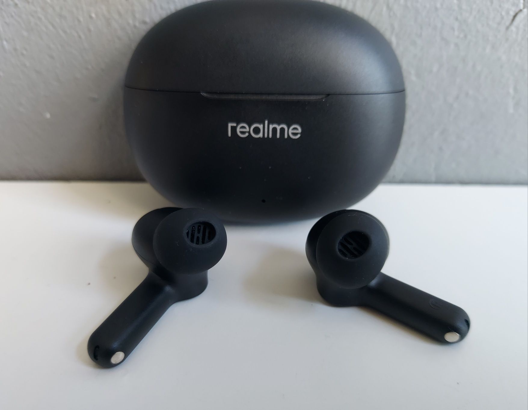 Słuchawki douszne bezprzewodowe REALME buds T100 Nowe