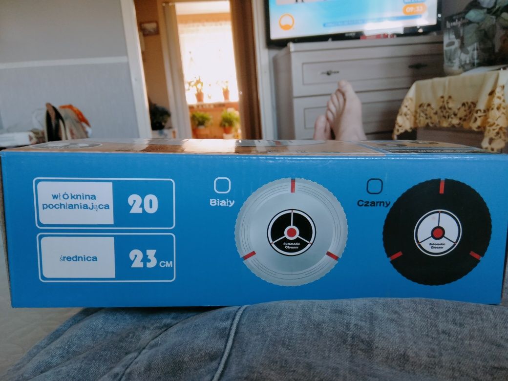 Czyszczący robot. Nowy