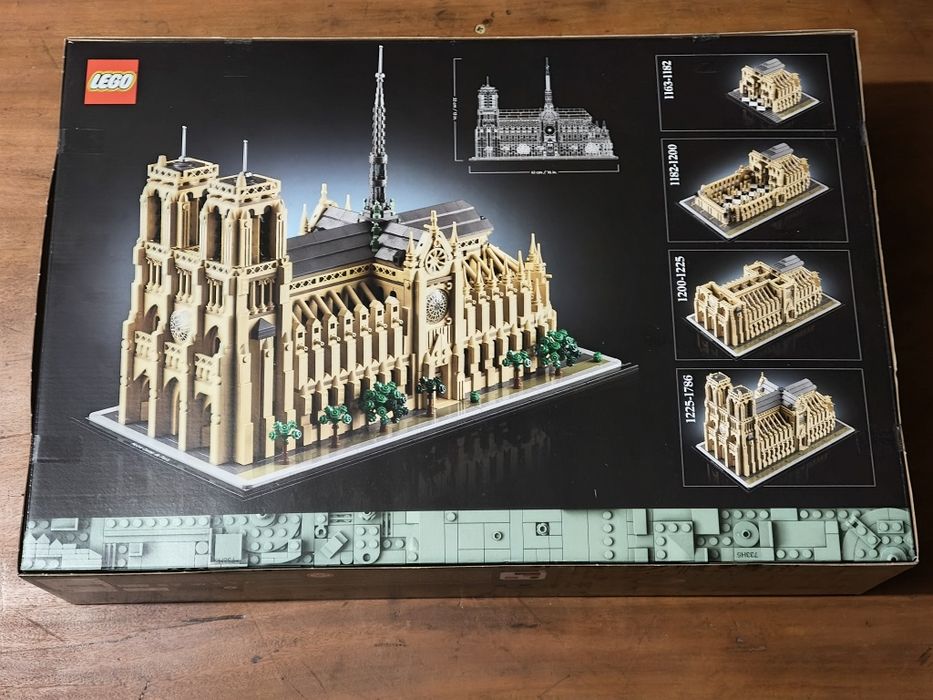 LEGO Architecture: Notre-Damme