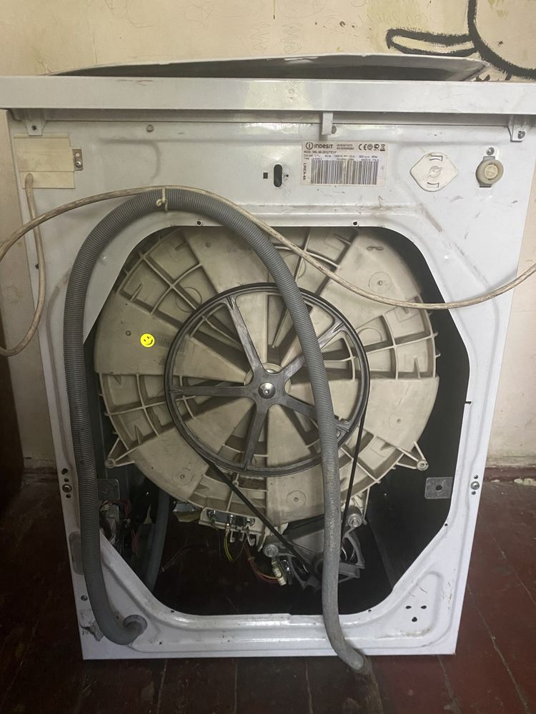 Стиральная машина Indesit wil85