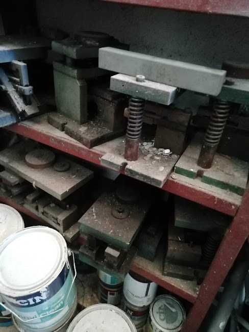 Cunhos Cortantes para alumínio mais prensa manual