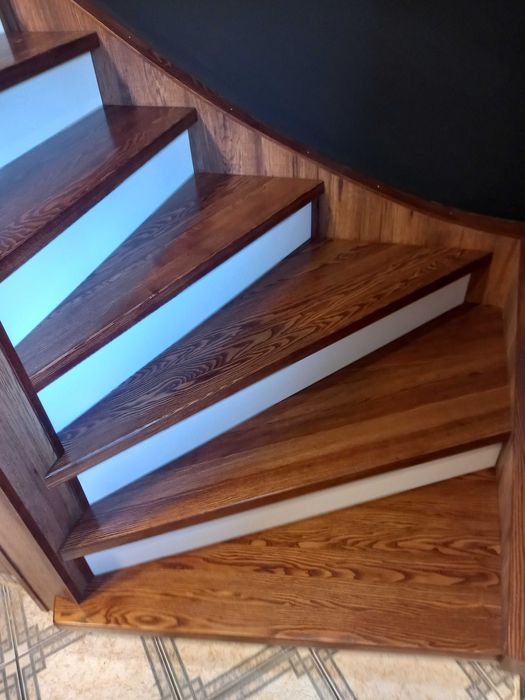 Renowacja - odnawianie schodów