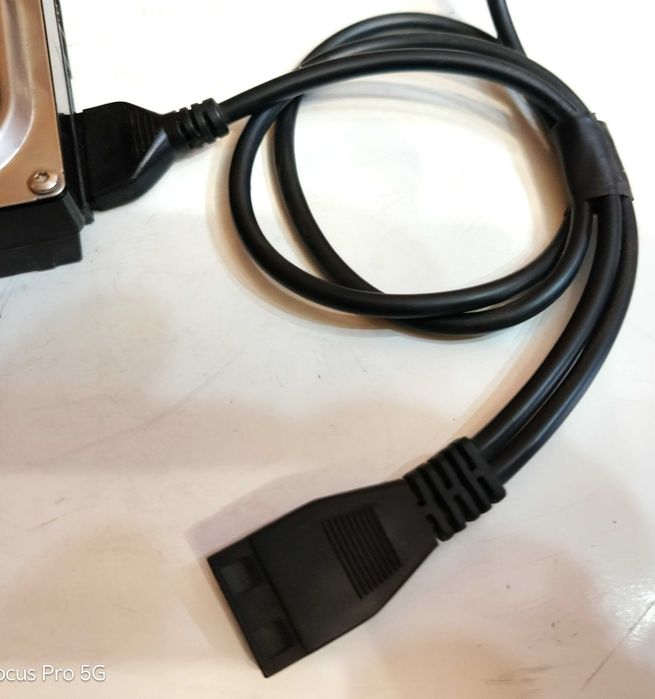 Zasilacz do dysków  HDD 2,5 i 3,5 cal .