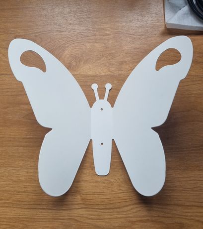 Cabide em forma de borboleta para quarto de criança