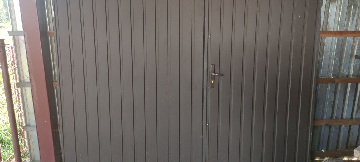 Drzwi garażowe- brama