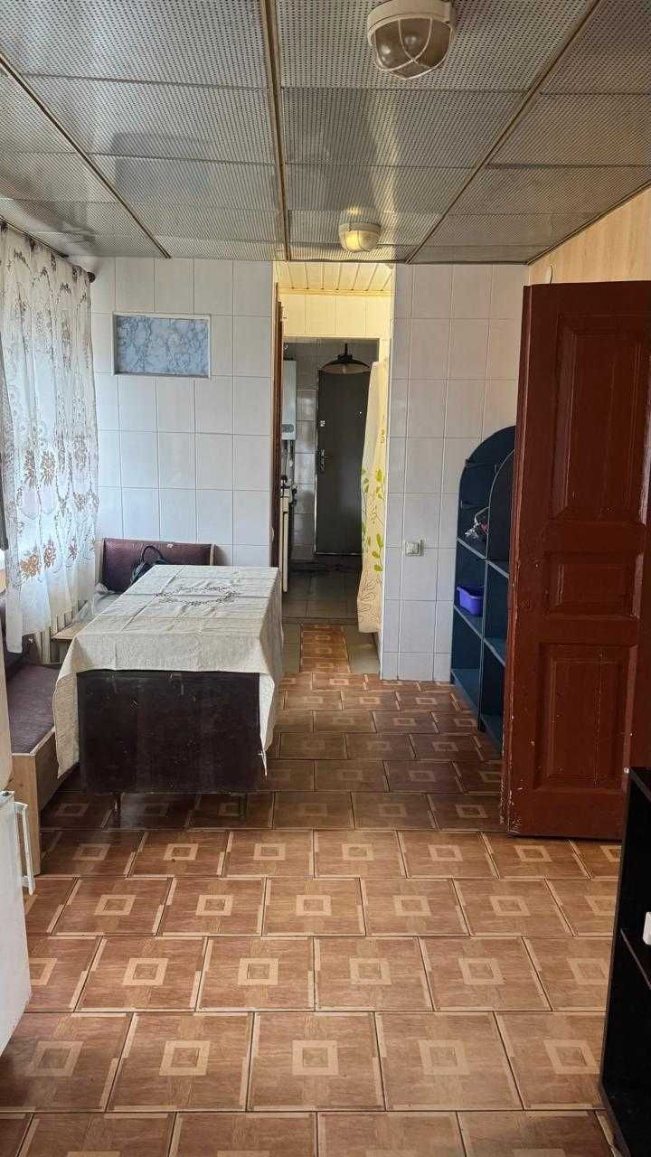 Будинок 5 хвилин метро Житомірська!