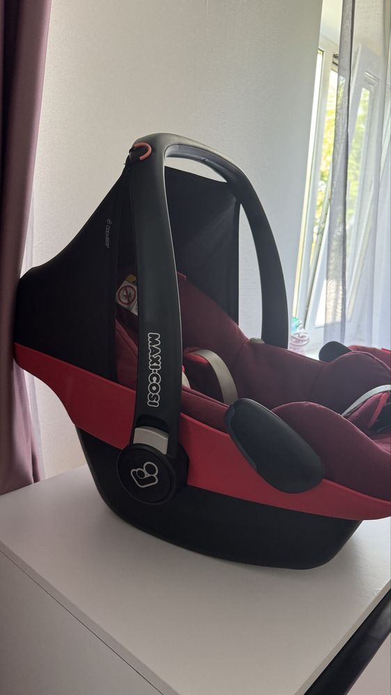 Автолюлька Maxi Cosi Pebble pro I-size 0+ (до 12 кг)