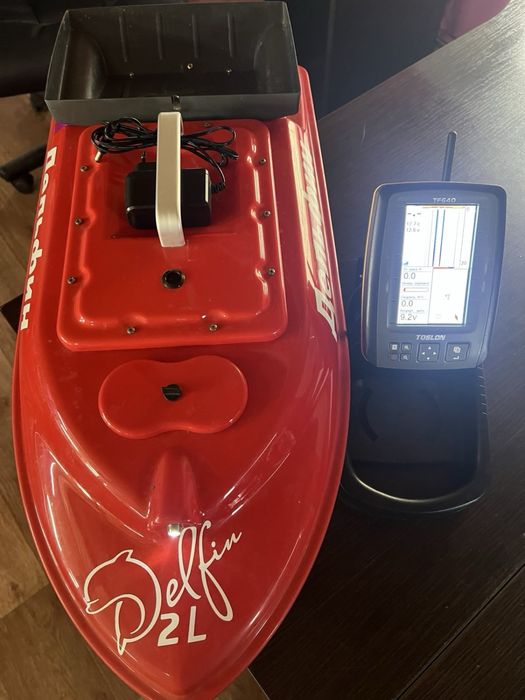 Кораблик карповий дельфін + Toslon TF640 + посилена батарея!