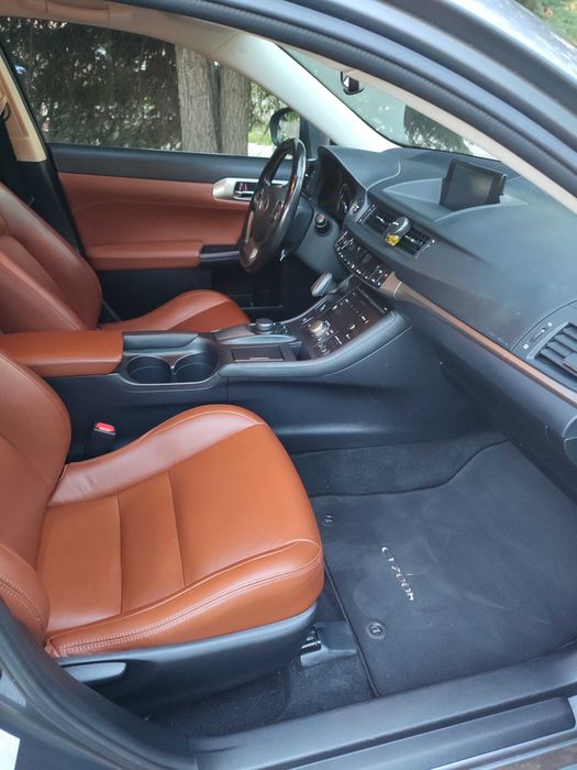 Lexus CT200H,  103 tys przebieg, w super stanie